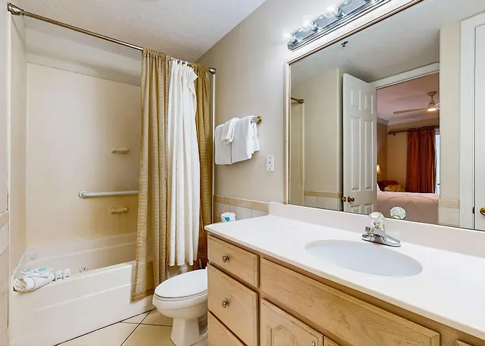 With Great Views Two Pools & Private Balcony - Near Attractions Holiday home Gulf Shores