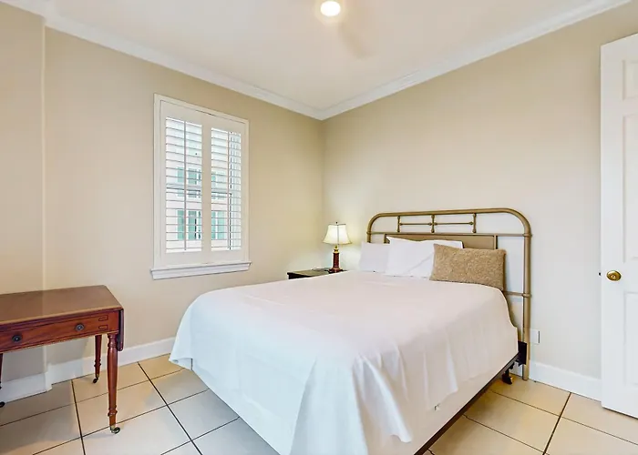 With Great Views Two Pools & Private Balcony - Near Attractions Holiday home Gulf Shores